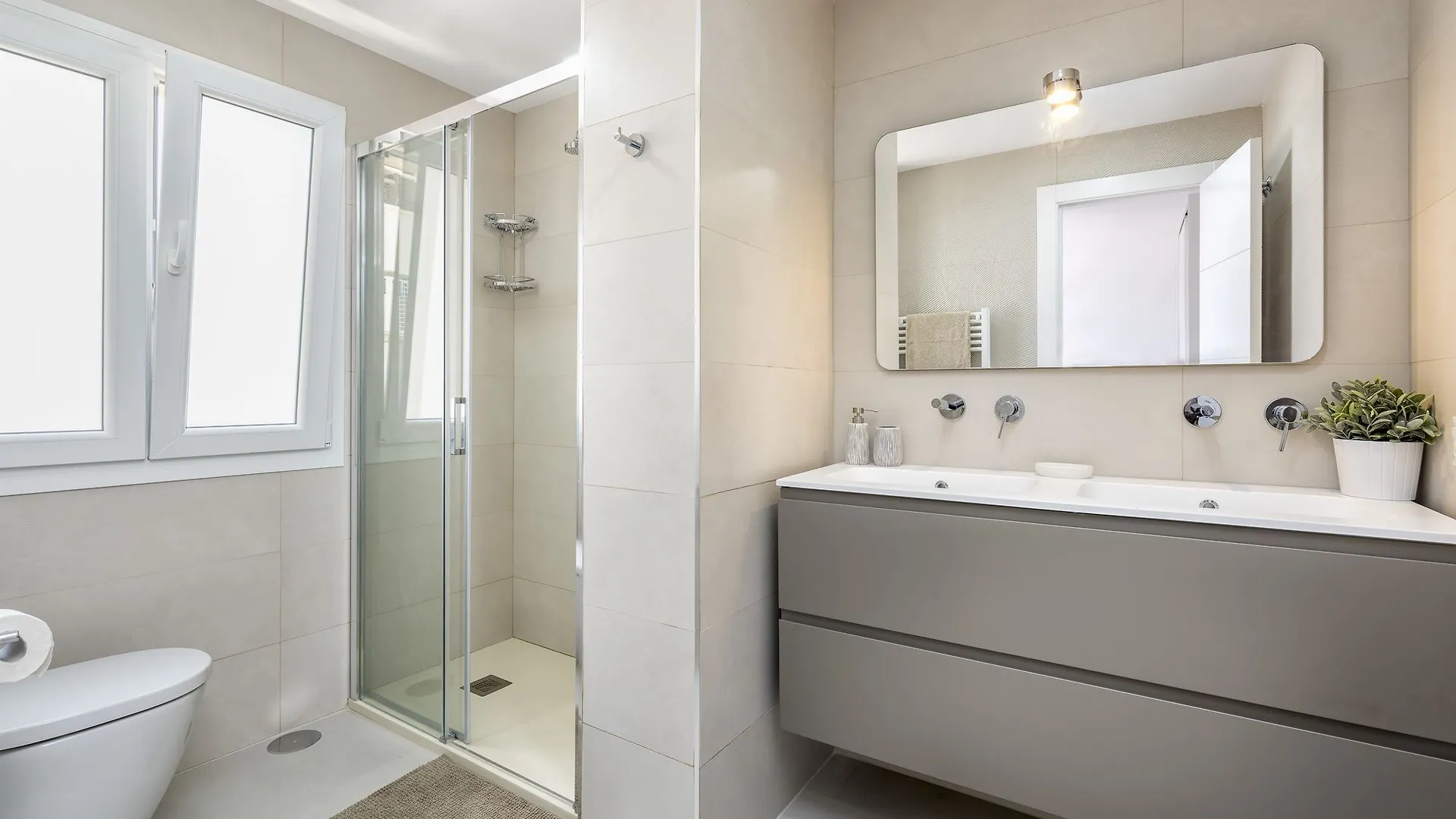 Apartment Apartamento Malagueta Malaga Spain